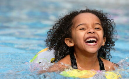 Black girl in a swimming pool. Is swimming with poison ivy or poision oak an issue?